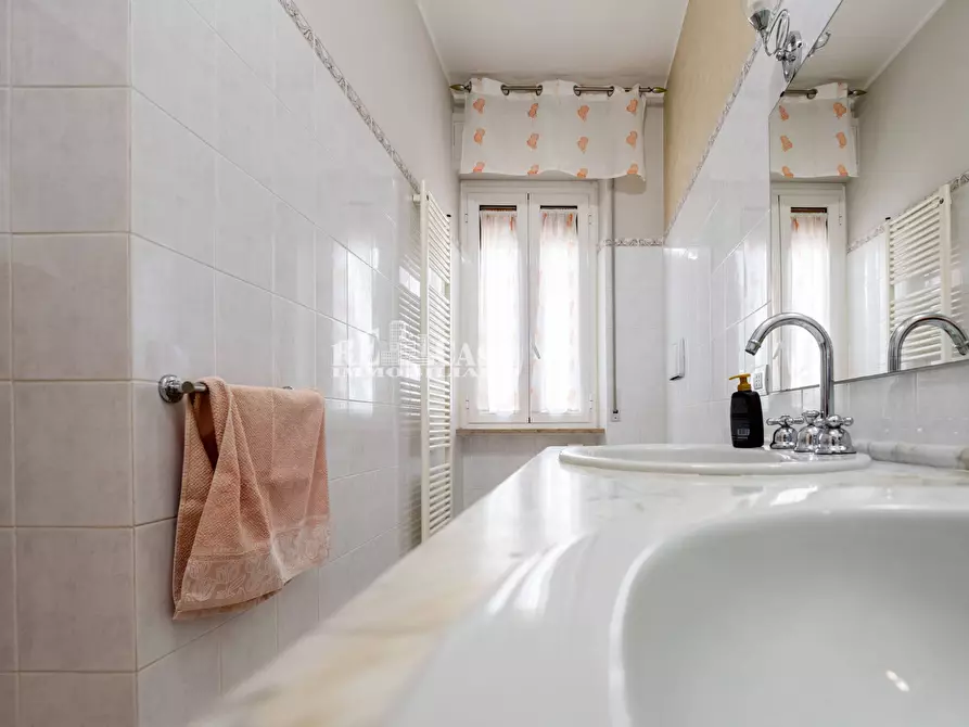 Immagine 12 di Appartamento in vendita  in Via Salvatore di Giacomo 5 a San Benedetto Del Tronto