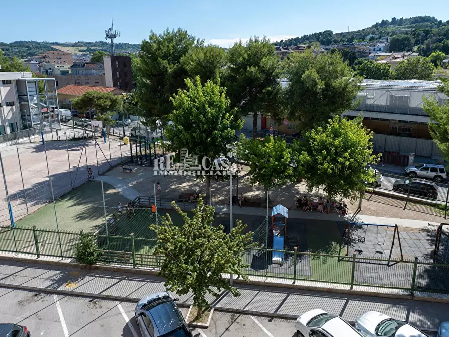 Immagine 29 di Appartamento in vendita  in Via Salvatore di Giacomo 5 a San Benedetto Del Tronto