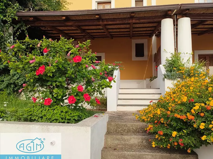 Immagine 41 di Appartamento in vendita  in Via Umberto I 14 a Fondachelli-Fantina