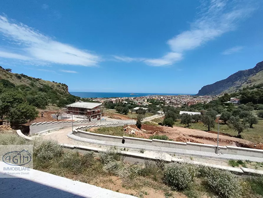 Immagine 60 di Casa semindipendente in vendita  a Capaci