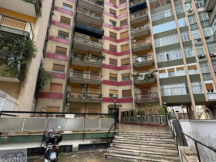 Immagine 1 di Appartamento in affitto  in Viale Delle Alpi 30 a Palermo