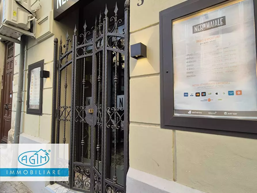 Immagine 4 di Locale commerciale in vendita  in Via Valenti 3 a Palermo