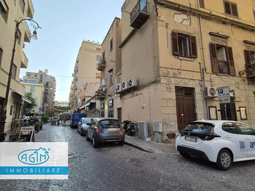 Immagine 10 di Locale commerciale in vendita  in Via Valenti 3 a Palermo