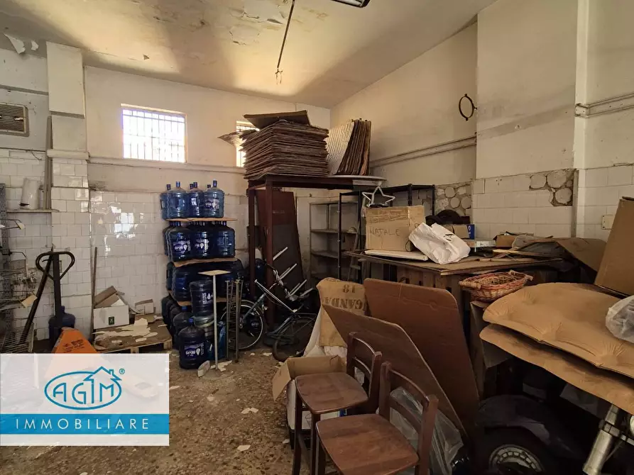 Immagine 13 di Locale commerciale in vendita  in Via Ruggero Loria 12 a Palermo