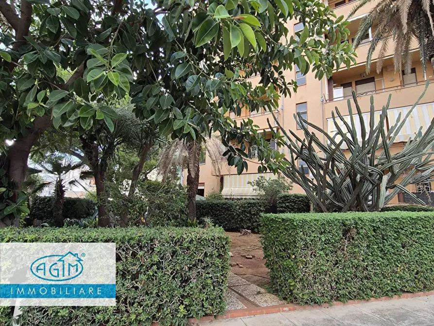Immagine 18 di Appartamento in vendita  in Piazza Giovanni Bellissima 1 a Palermo