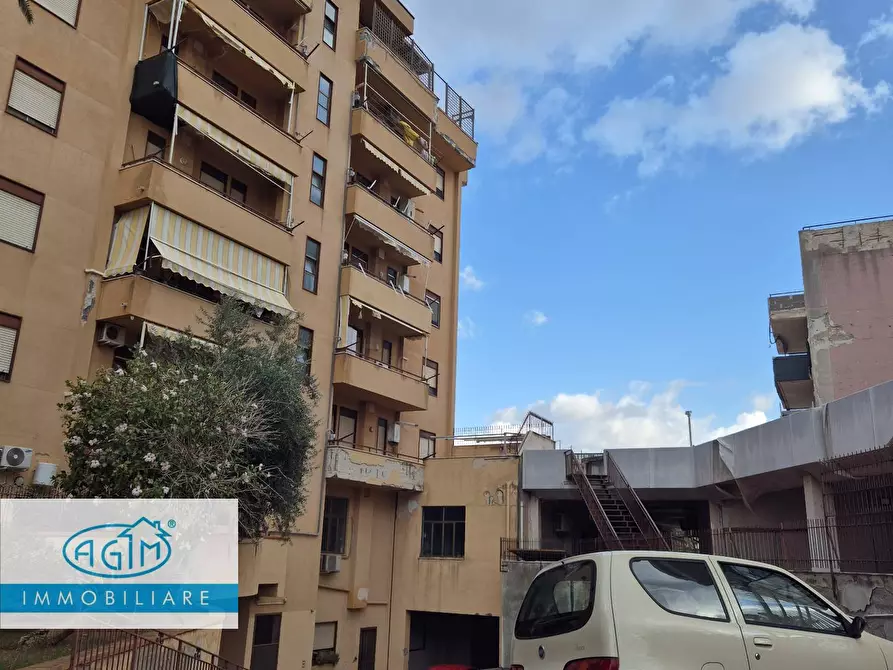Immagine 19 di Appartamento in vendita  in Piazza Giovanni Bellissima 1 a Palermo