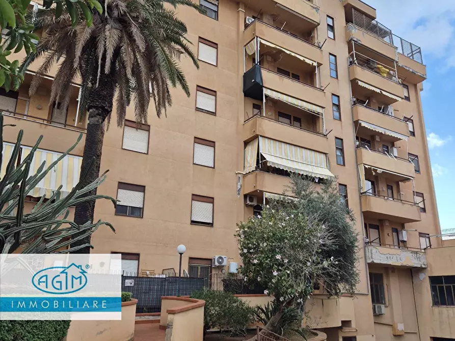 Immagine 20 di Appartamento in vendita  in Piazza Giovanni Bellissima 1 a Palermo