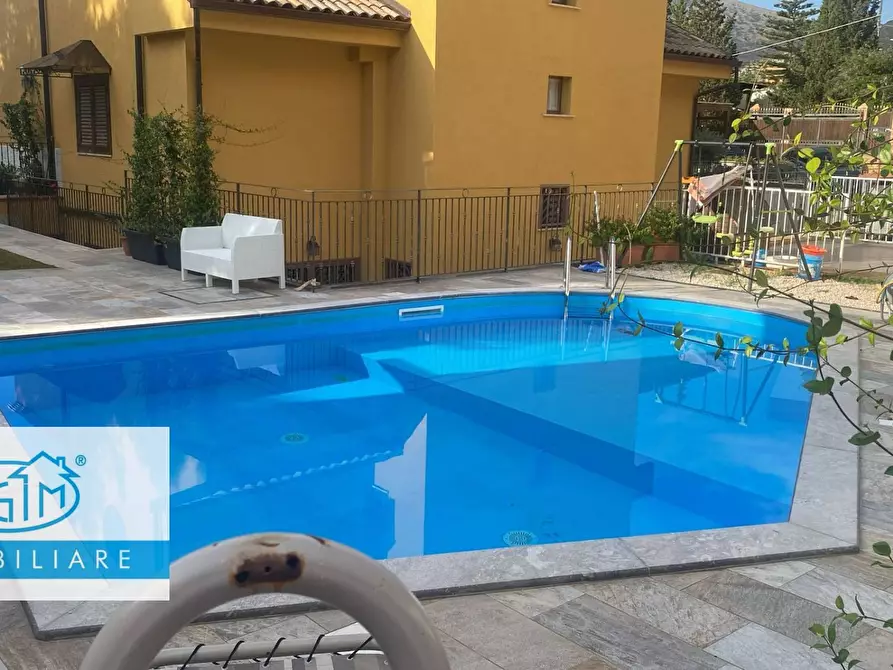 Immagine 10 di Villa in vendita  in Via Menelao 1 a Palermo