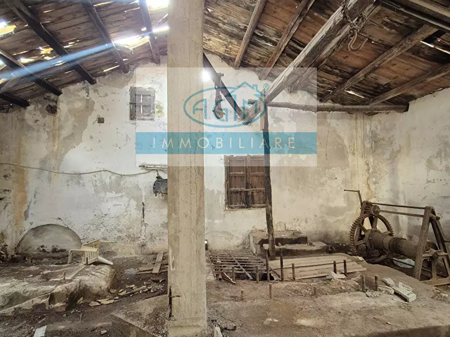 Immagine 9 di Rustico / casale in vendita  in Via Omero a Palermo