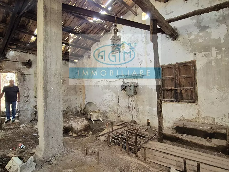 Immagine 12 di Rustico / casale in vendita  in Via Omero a Palermo