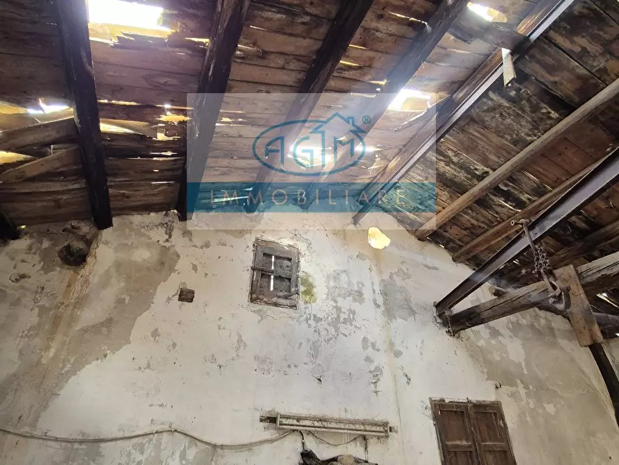 Immagine 13 di Rustico / casale in vendita  in Via Omero a Palermo