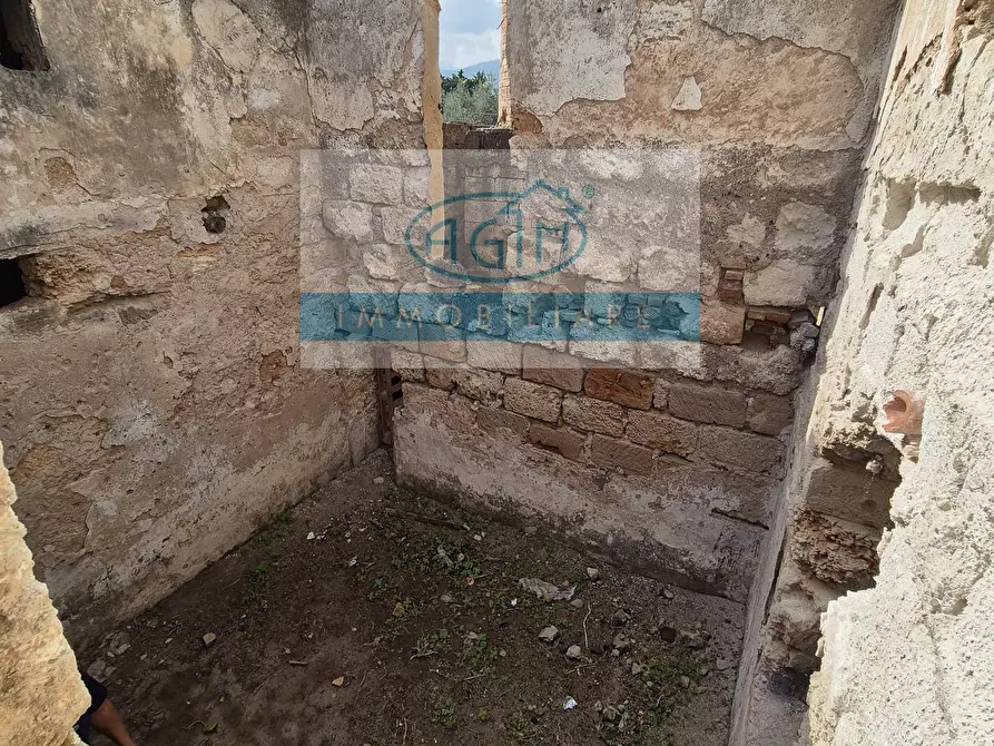 Immagine 23 di Rustico / casale in vendita  in Via Omero a Palermo