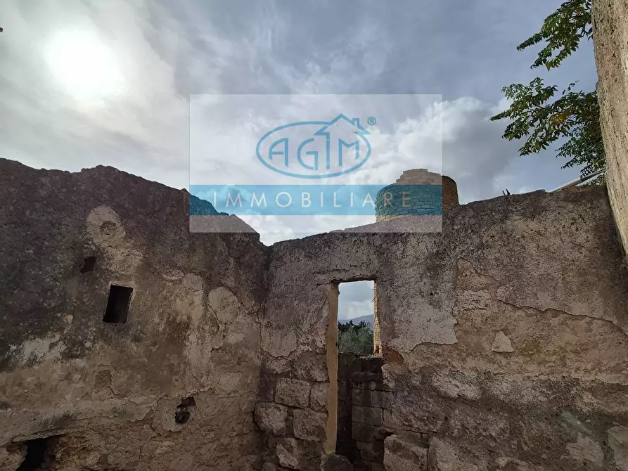 Immagine 24 di Rustico / casale in vendita  in Via Omero a Palermo