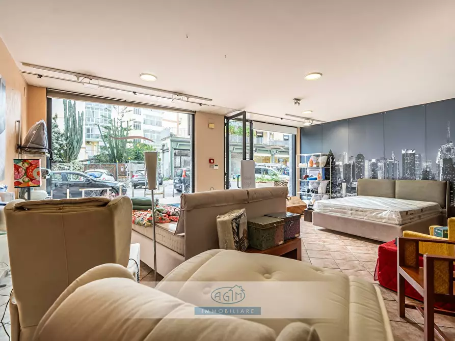 Immagine 17 di Locale commerciale in affitto  in Via Vincenzo Barbera 21 a Palermo