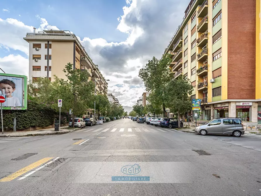 Immagine 40 di Locale commerciale in affitto  in Via Vincenzo Barbera 21 a Palermo