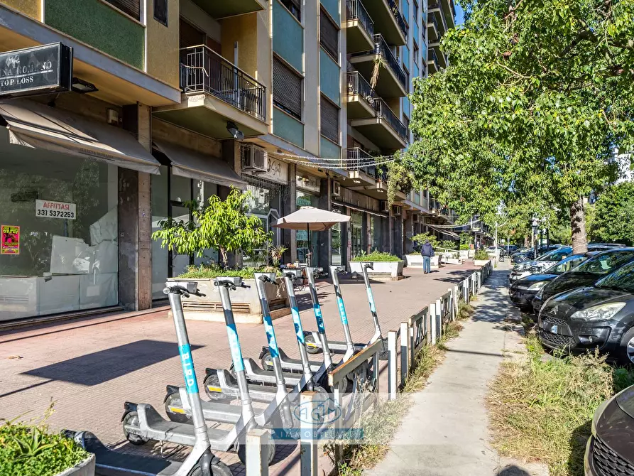 Immagine 46 di Locale commerciale in affitto  in Via Vincenzo Barbera 21 a Palermo