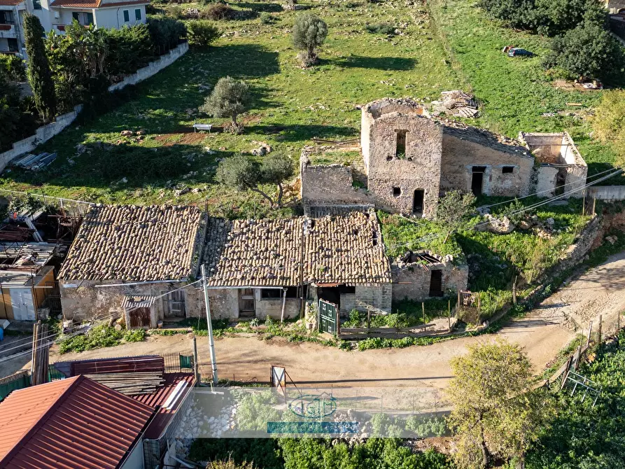Immagine 22 di Rustico / casale in vendita  in Via Luoghicelli 77 a Palermo