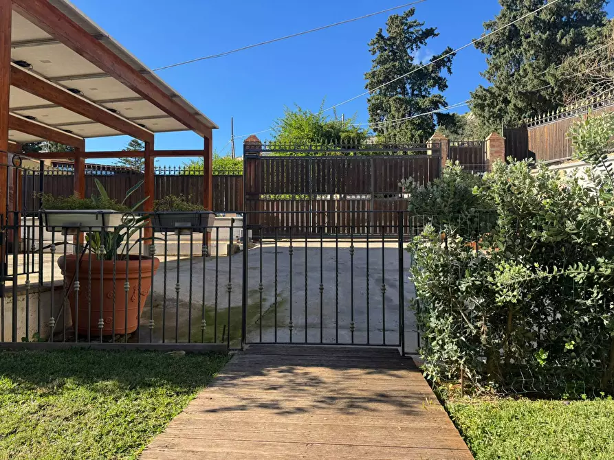 Immagine 20 di Villa in vendita  in Via Menelao 1 a Palermo