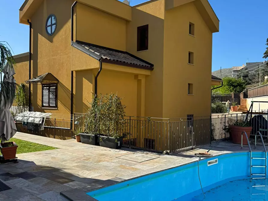 Immagine 52 di Villa in vendita  in Via Menelao 1 a Palermo