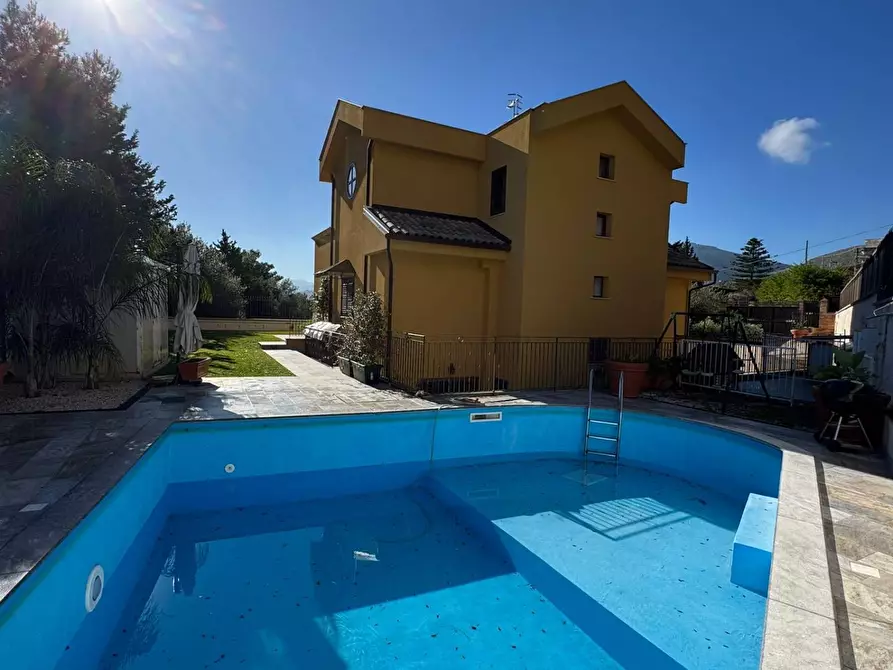 Immagine 53 di Villa in vendita  in Via Menelao 1 a Palermo