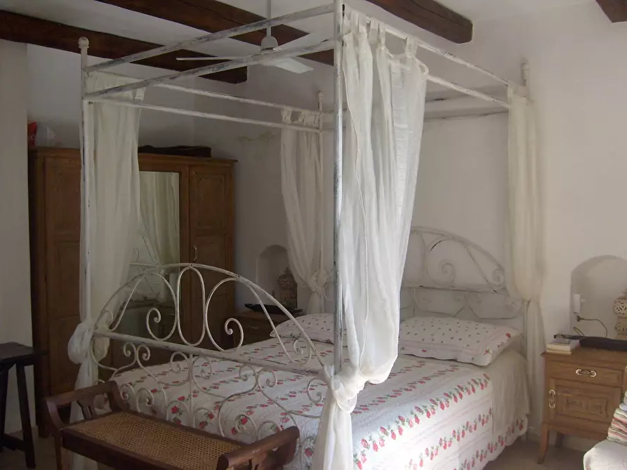 Immagine 5 di Villa in vendita  in Via Rinascente a Santa Marina Salina