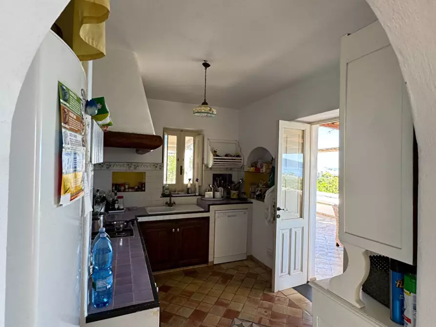 Immagine 21 di Villa in vendita  in Via Rinascente a Santa Marina Salina