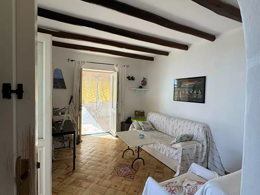 Immagine 28 di Villa in vendita  in Via Rinascente a Santa Marina Salina