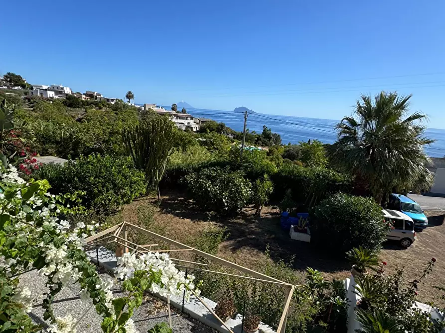 Immagine 36 di Villa in vendita  in Via Rinascente a Santa Marina Salina
