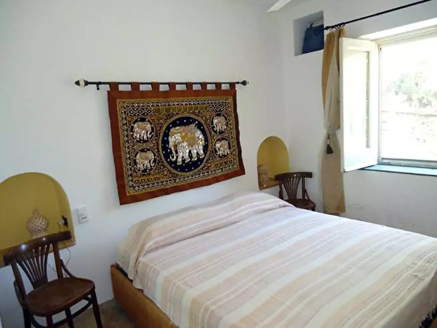 Immagine 48 di Villa in vendita  in Via Rinascente a Santa Marina Salina