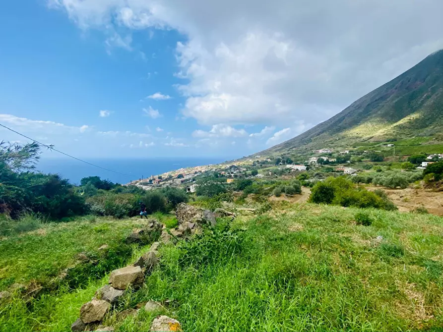 Immagine 1 di Rustico / casale in vendita  in SALINA LENI  ( ME) a Leni