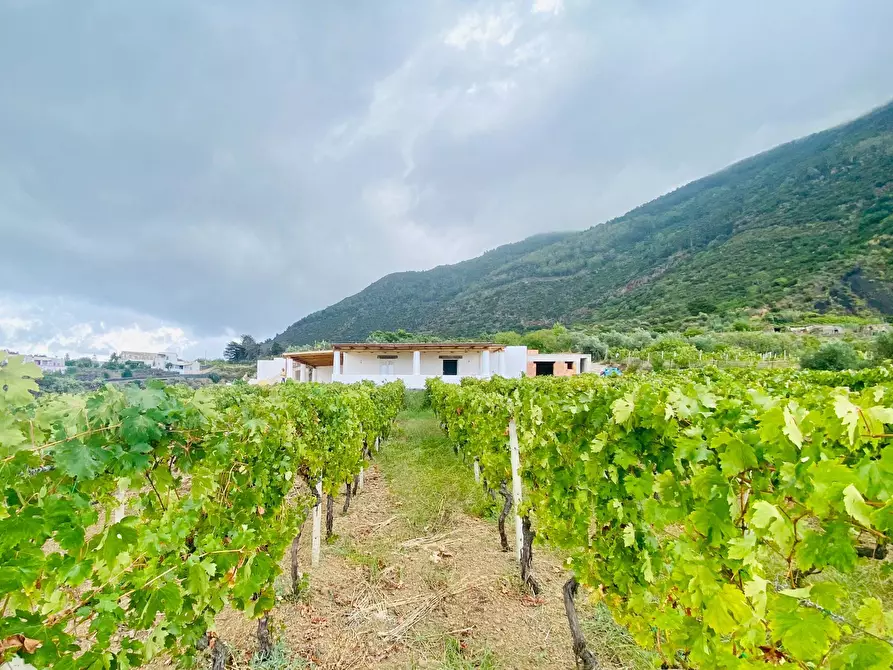 Immagine 34 di Villa in vendita  in via Caserta snc a Fondachelli-Fantina