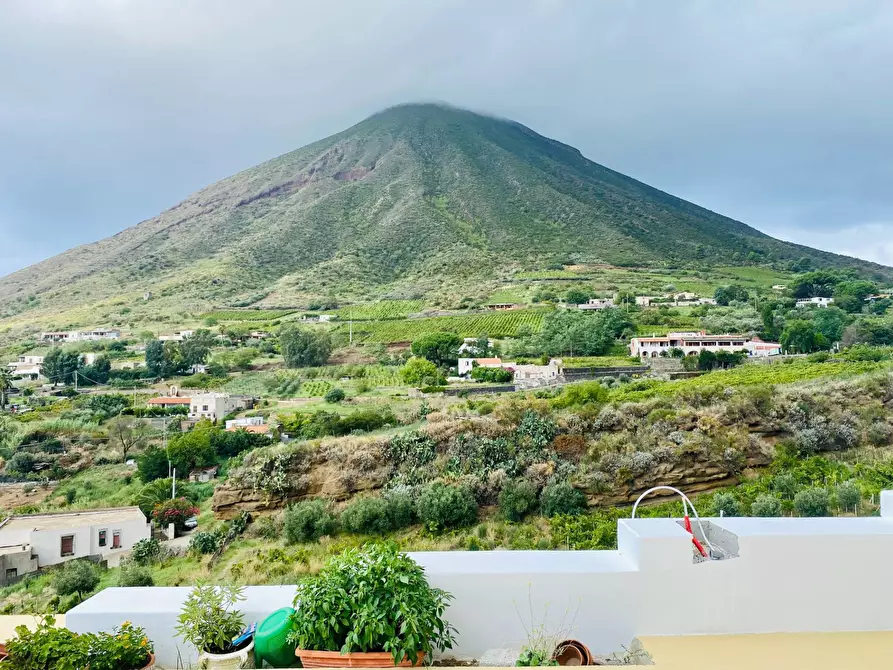 Immagine 37 di Villa in vendita  in via Caserta snc a Fondachelli-Fantina