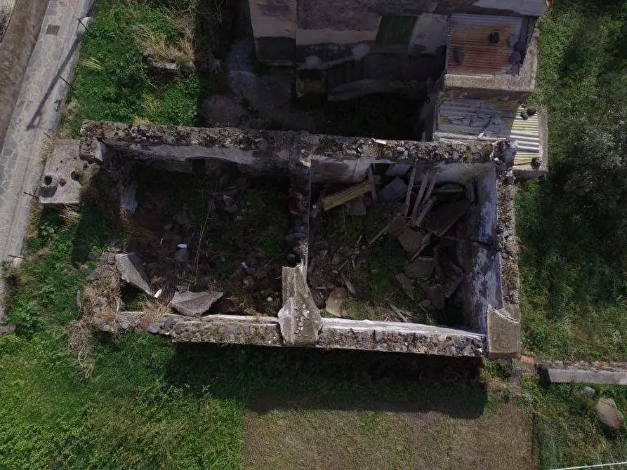 Immagine 2 di Rustico / casale in vendita  a Fondachelli-Fantina