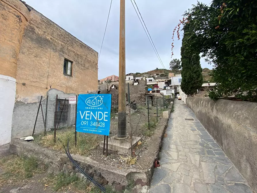 Immagine 4 di Rustico / casale in vendita  a Fondachelli-Fantina