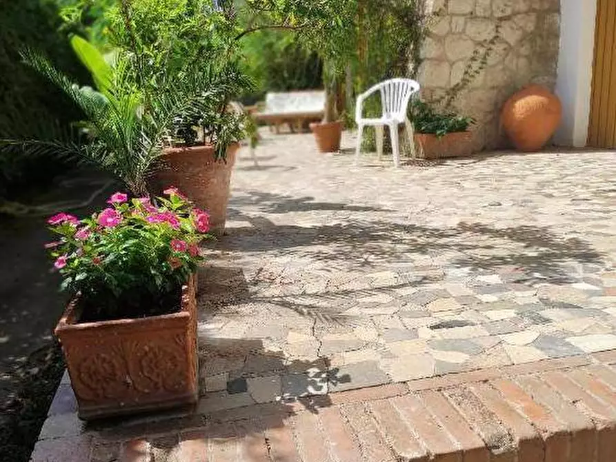 Immagine 2 di Villetta a schiera in affitto  in Viale Margherita Di Savoia 79 a Palermo