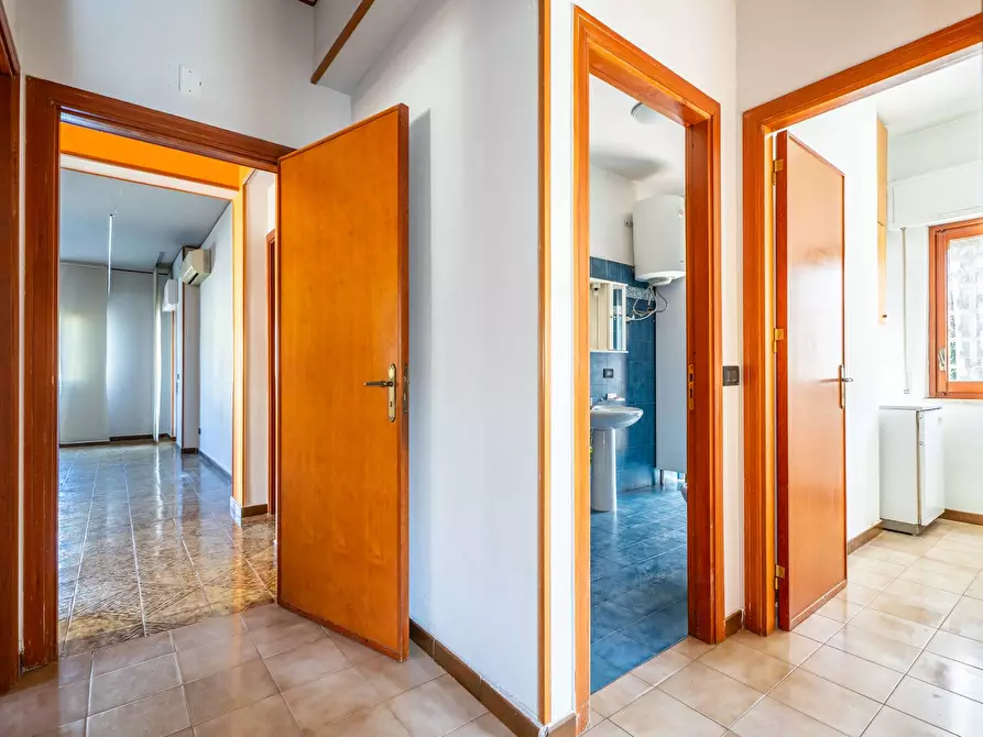 Immagine 23 di Appartamento in vendita  in Viale Della Resurrezione 19 a Palermo