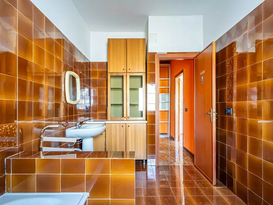 Immagine 36 di Appartamento in vendita  in Viale Della Resurrezione 19 a Palermo