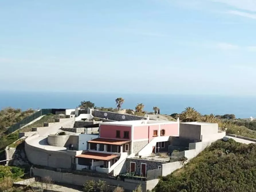 Immagine 4 di Villa in vendita  in via San Salvatore snc a Fondachelli-Fantina