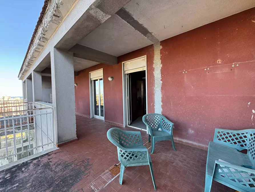 Immagine 30 di Attico in vendita  in Via Vincenzo Li Muli 102 a Palermo