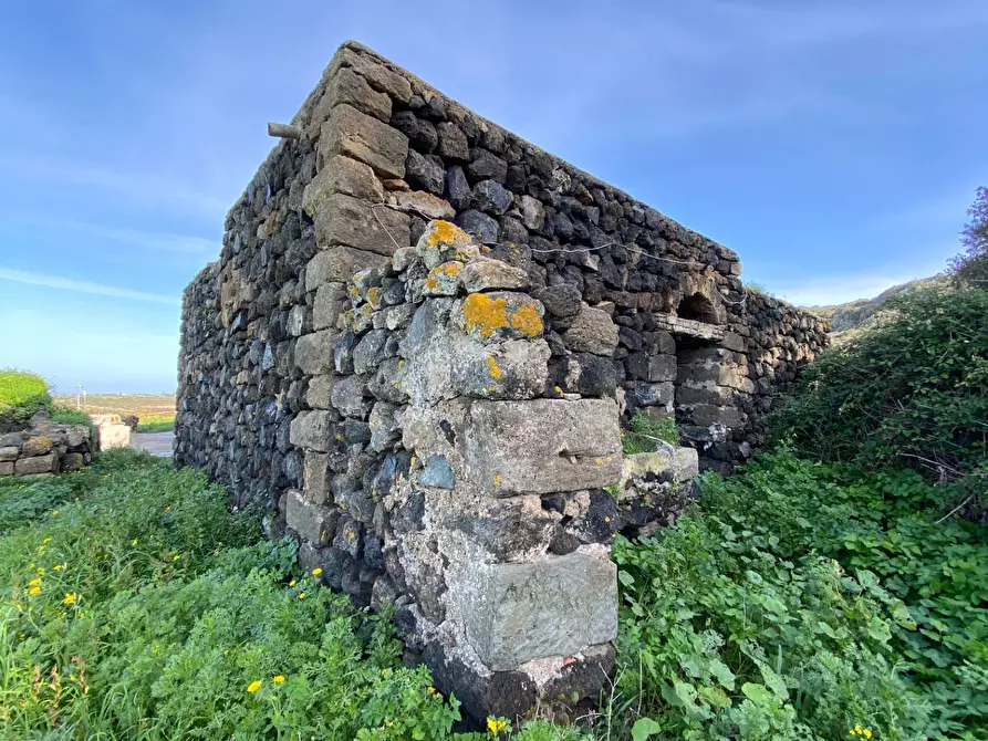 Immagine 36 di Villa in vendita  a Pantelleria