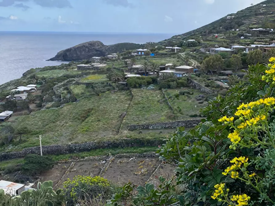 Immagine 18 di Villa in vendita  in via Le Cale snc a Pantelleria