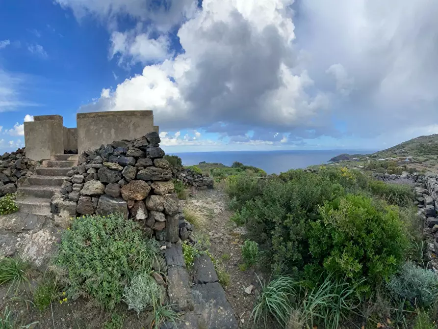 Immagine 24 di Villa in vendita  in via Le Cale snc a Pantelleria