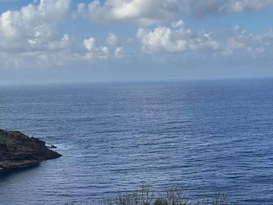 Immagine 26 di Villa in vendita  in via Le Cale snc a Pantelleria