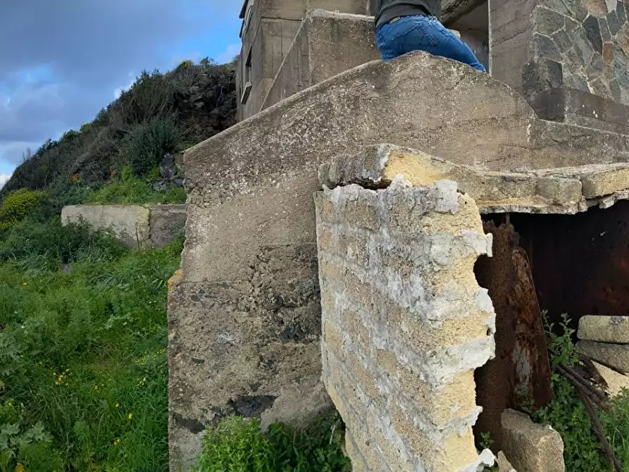 Immagine 34 di Villa in vendita  in via Le Cale snc a Pantelleria