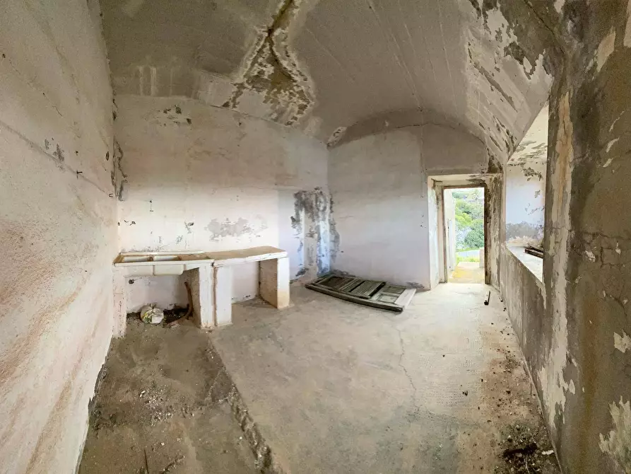 Immagine 40 di Villa in vendita  in via Le Cale snc a Pantelleria