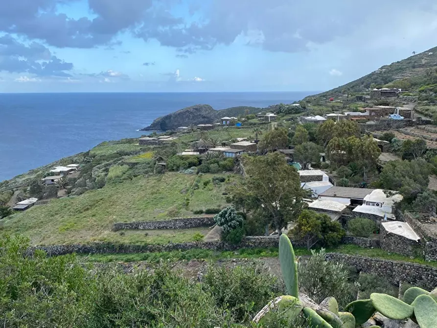 Immagine 44 di Villa in vendita  in via Le Cale snc a Pantelleria
