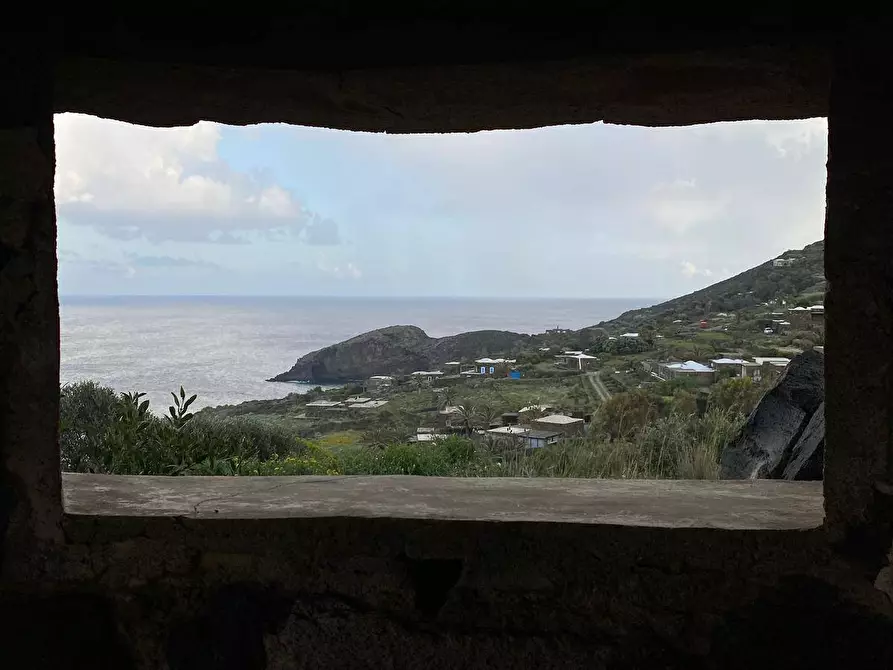 Immagine 45 di Villa in vendita  in via Le Cale snc a Pantelleria