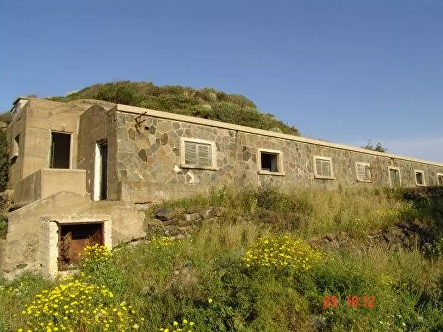 Immagine 62 di Villa in vendita  in via Le Cale snc a Pantelleria