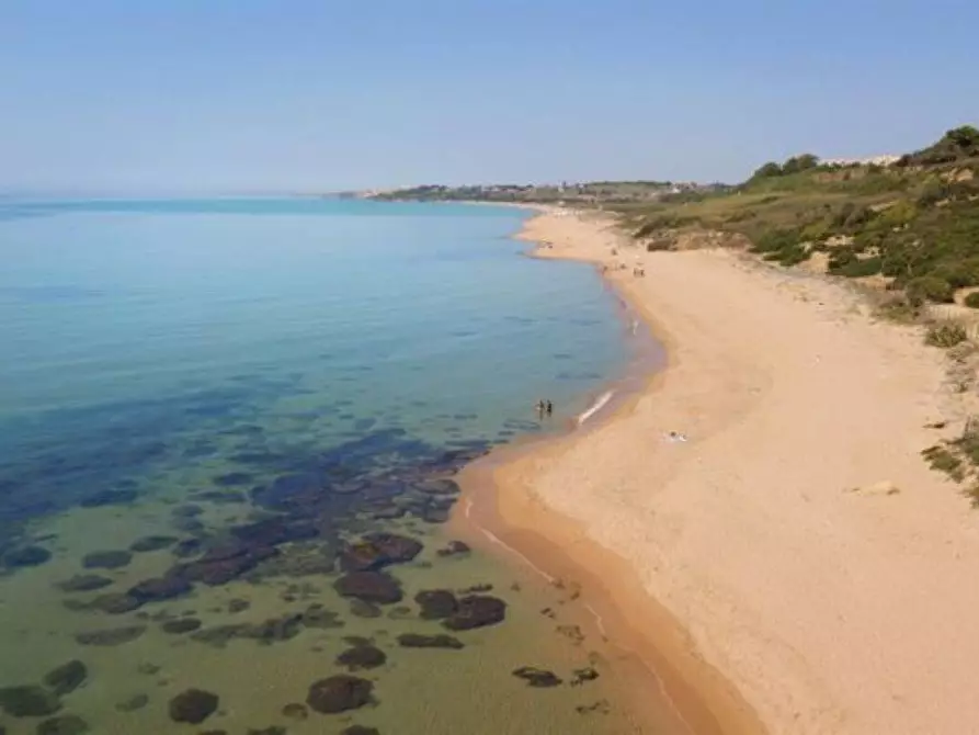 Immagine 37 di Terreno residenziale in vendita  in Contrada Marinella Trenta Salme snc a Castelvetrano