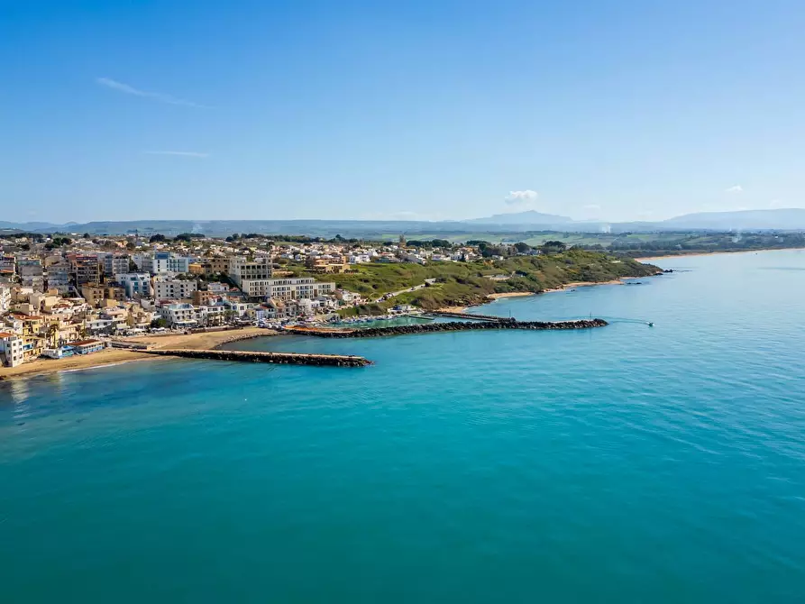 Immagine 32 di Terreno residenziale in vendita  in Contrada Marinella Trenta Salme snc a Castelvetrano